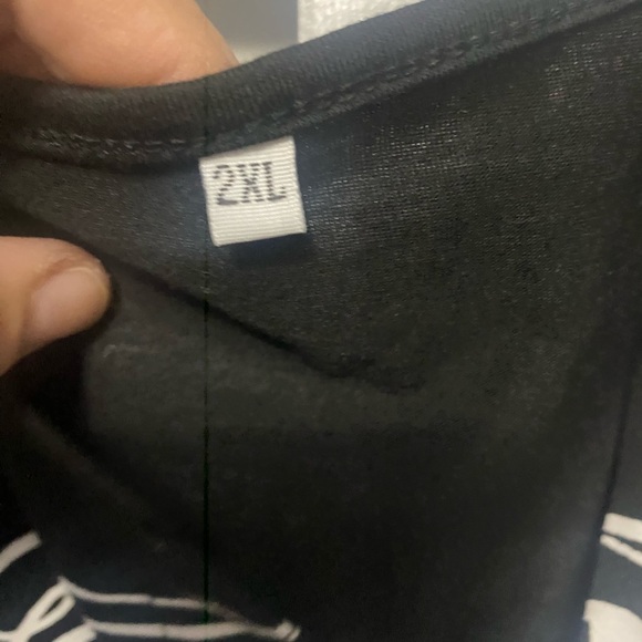 Top - Picture 3 of 4